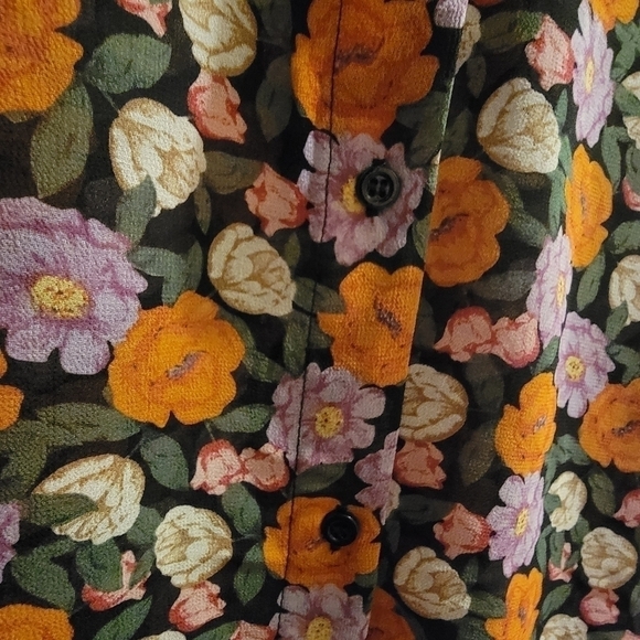 Faith + Zoe Floral Button Down Top Size 2X - Picture 4 of 6